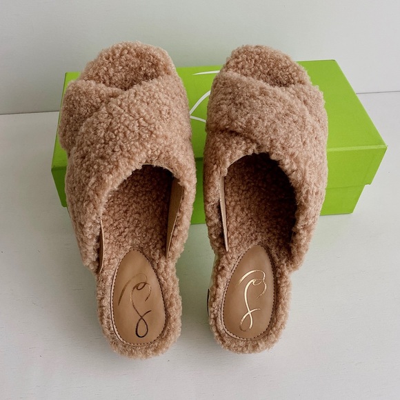 ✨New SAM EDELMAN Alice Faux Fur Slide Sandals Camel Shearling 7.5M - Picture 5 of 8